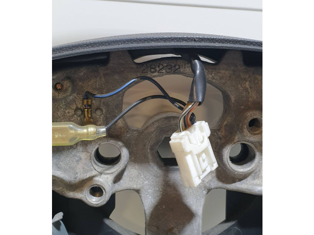 Руль Mazda 3 I 2003 - 2006 года 04070911, 28232