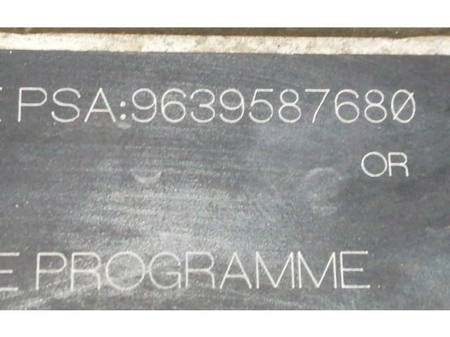 Блок управления двигателя 9639587680   Peugeot 306