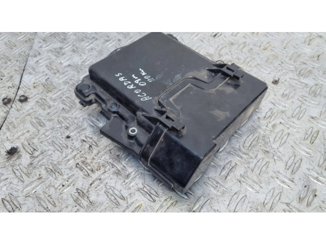 Другая деталь отсека двигателя