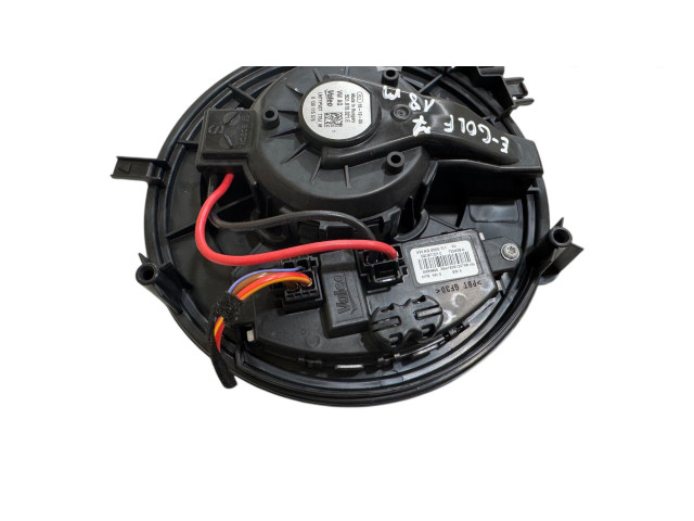 Вентилятор печки    5Q1819021E, 0130115576   Volkswagen e-Golf