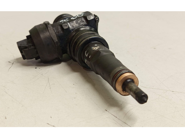 Vstřikovač 038130073AP   Volkswagen Caddy     