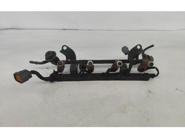 Vstřikovací lišta Mazda 323