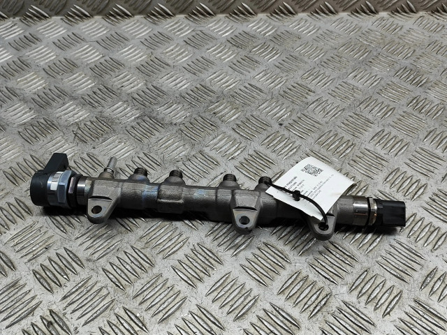 Vstřikovací lišta 8514154, 0445214315 BMW X1 F48 F49 pro naftový motor 2.0 B47 C20 A