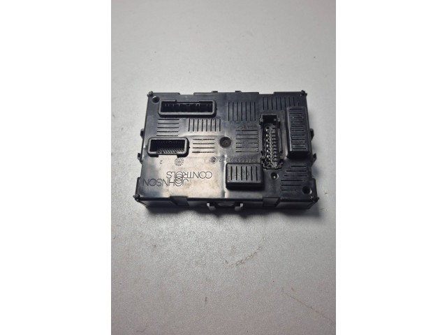 Блок комфорта 8201054129, 00183084 Citroen C4 Cactus