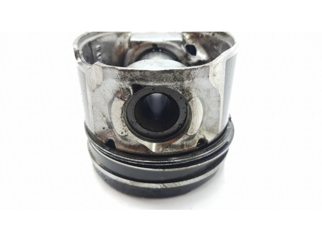 Píst 1455691, 7M5Q6110AA   Ford Focus C-MAX  pro benzínový motor 1.6  