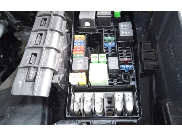 Pojistková skříňka Řídící jednotka BSM Volkswagen Tiguan 2018