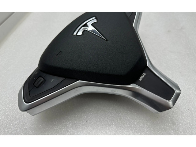 Подушка безопасности водителя 102250600A, 246372 Tesla Model S