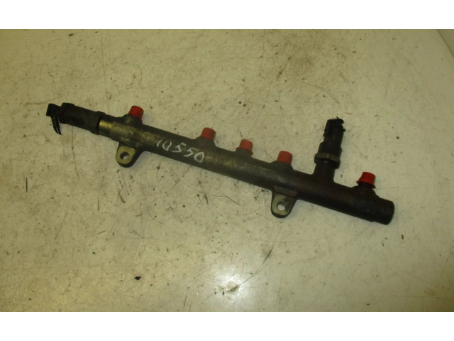 Vstřikovací lišta 0445214024, 8200347176   Nissan Primastar    F9Q 760 