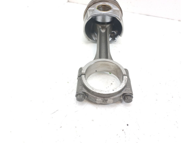 Поршень с шатуном DFSD BHS, 04LA Volkswagen Caddy