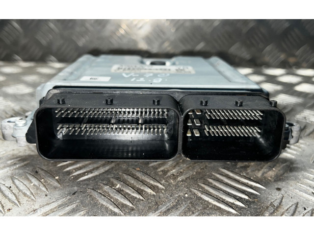 Блок управления двигателя 31336983, 1039S50500   Volvo V70