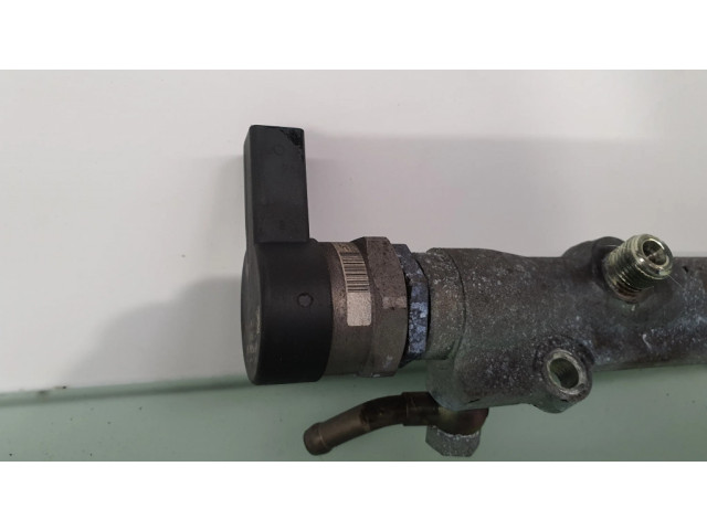 Vstřikovací lišta 7799610, 13537799610 BMW 3 E90 E91 pro naftový motor 2.5 N57