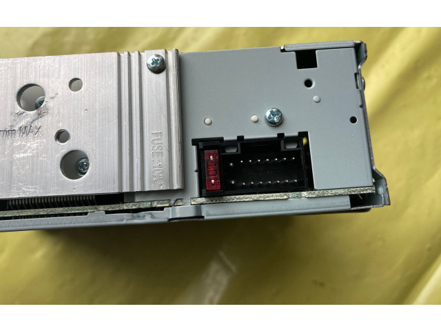 Блок предохранителей YJ1051270, 082X4598 Mercedes-Benz A W169