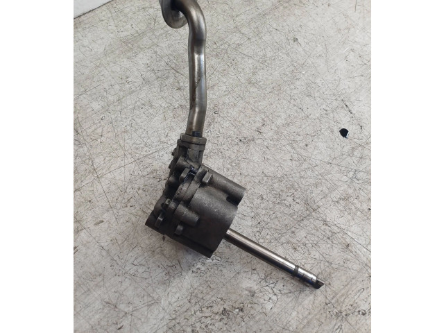 Масляный насос   026115153A  Volkswagen PASSAT B5 