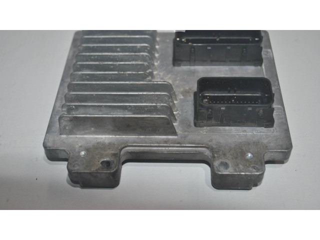 Блок управления двигателя 12638732, 12636386   Opel Meriva B