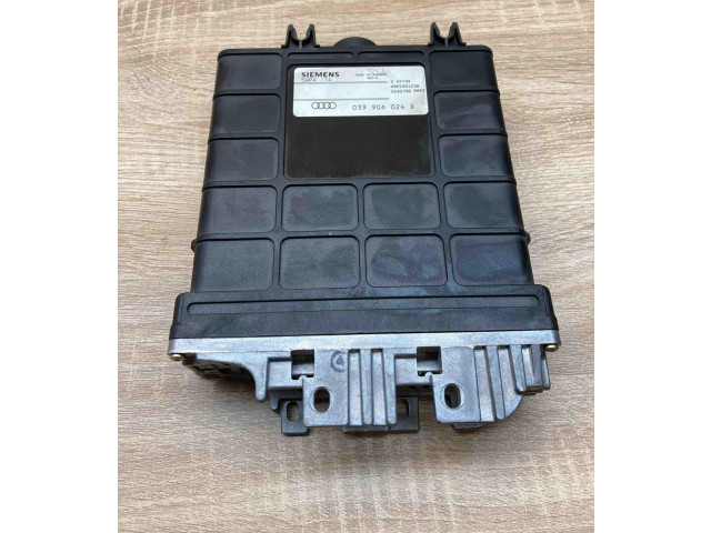 Řídící jednotka 039906024D, 5WP4174 Audi A6 S6 C4 4A 1994