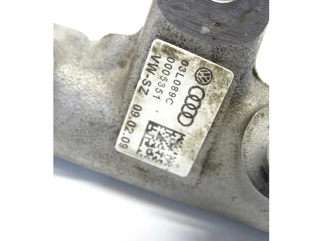 Топливная рампа 03L089C Audi A3 S3 8P