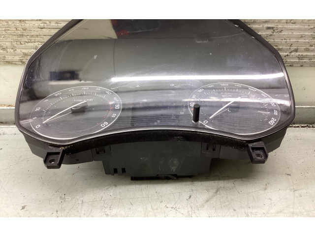 Панель приборов VD1053285, A2C53088698 Skoda Octavia Mk2 (1Z)