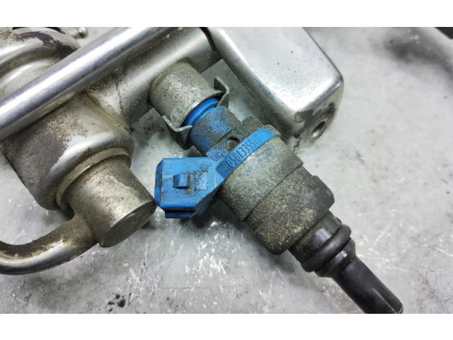 Топливная рампа 078133534C Audi A6 S6 C5 4B