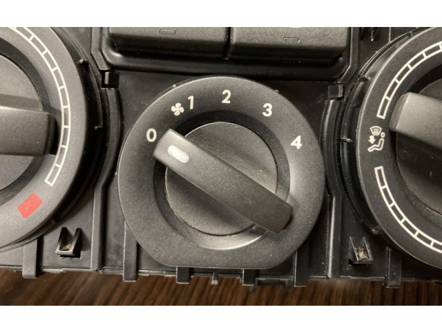 Блок управления климат-контролем 7H0820045AM9B9, 7H0820045AM9B9   Volkswagen Transporter  Caravelle T5