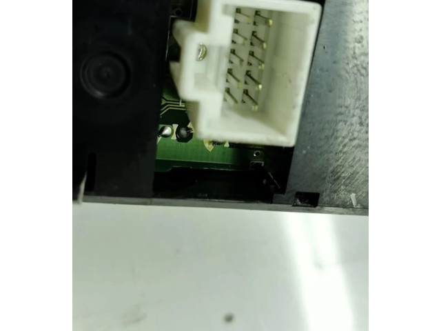 Надувная подушка для руля Mazda 6