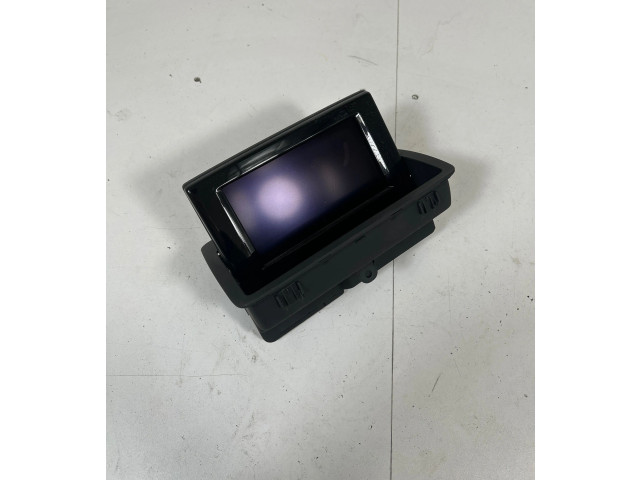 Дисплей    8UO857273   Audi Q3 8U