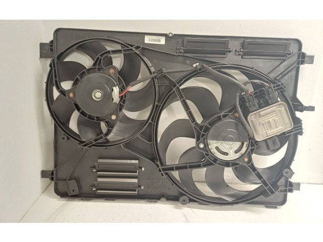 Вентилятор радиатора 31338823 Volvo V70