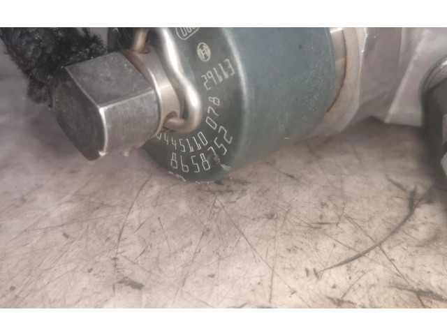 Форсунка 8658352 Volvo S60