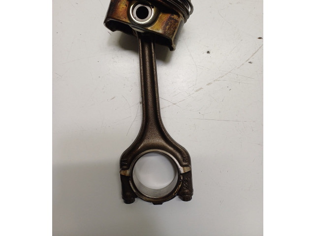  Поршень с шатуном  CJZ  Volkswagen Golf VII  