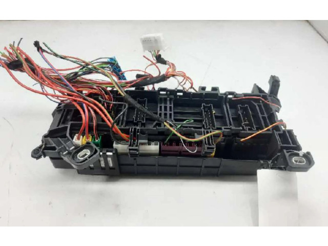 Блок предохранителей A2465402614 Mercedes-Benz A W176