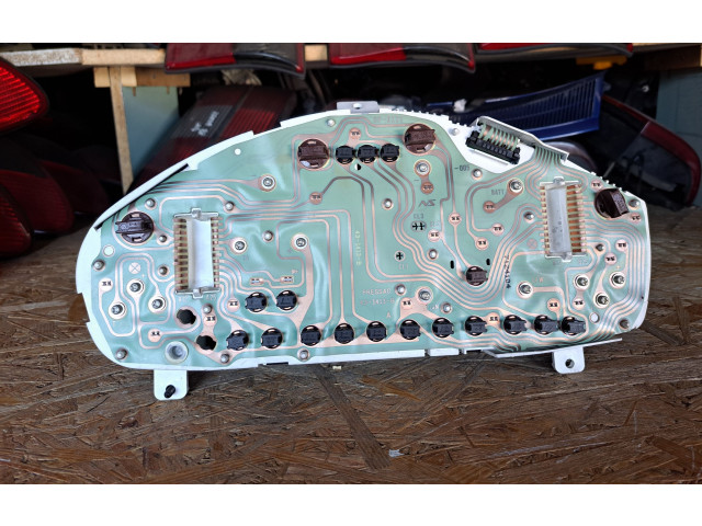 Панель приборов MR308409, 98DX Mitsubishi Carisma