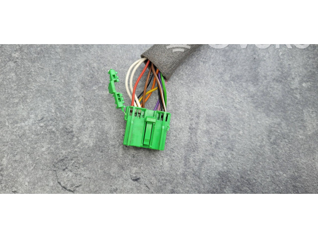 Зеркало электрическое        Volvo V70  2000 - 2004 года   