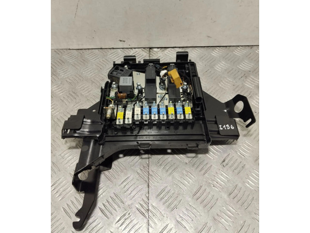 Pojistková skříňka 99965702090, 97061030301 Porsche Panamera (970) 2013