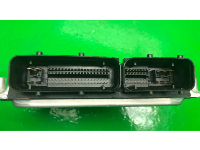 Řídící jednotka 038906019LJ, 0281011222 Audi A4 S4 B5 8D 1996