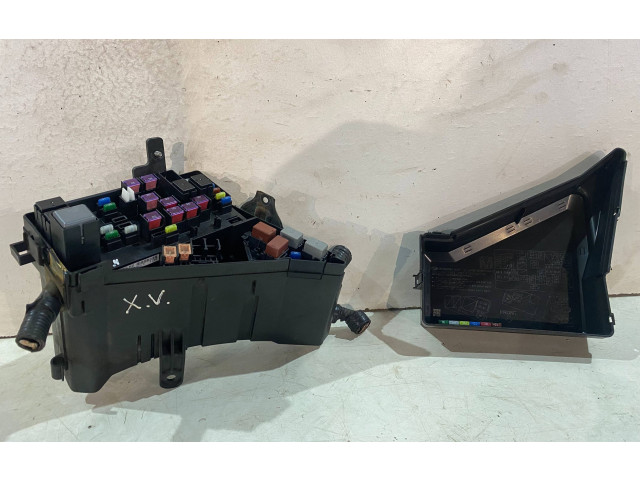 Блок предохранителей MB100200B, 82241FJ010 Subaru XV