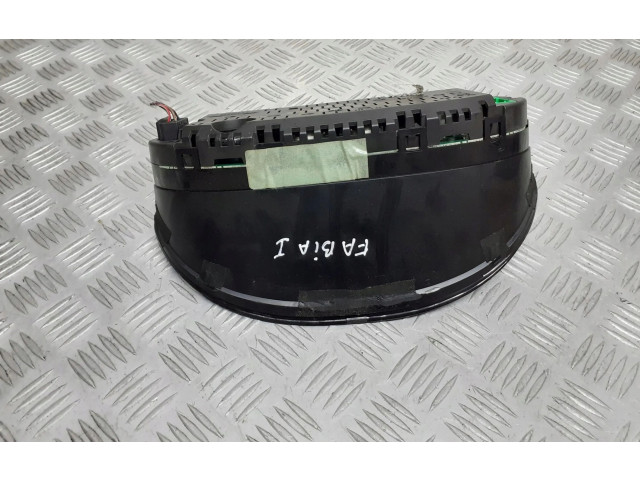 Панель приборов 6Y0920871L Skoda Fabia Mk1 (6Y)