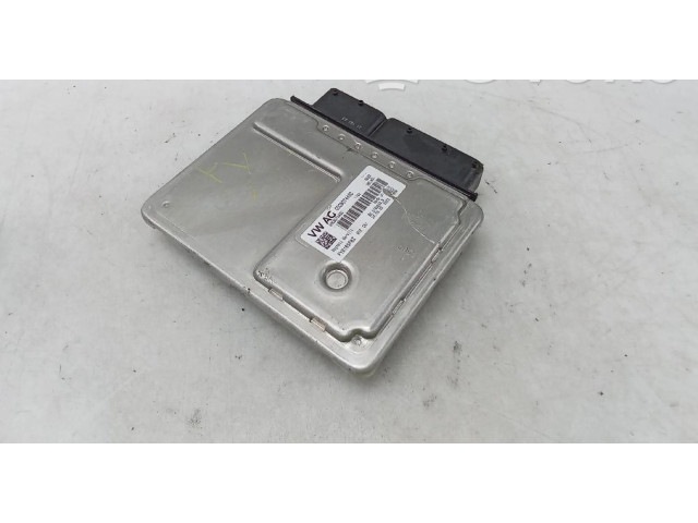 Блок управления двигателя 05C907445C   Skoda Fabia Mk4 (6VA)