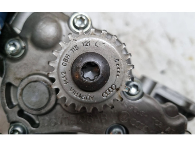 Масляный насос   06J115106AB  Audi A3 S3 8P 