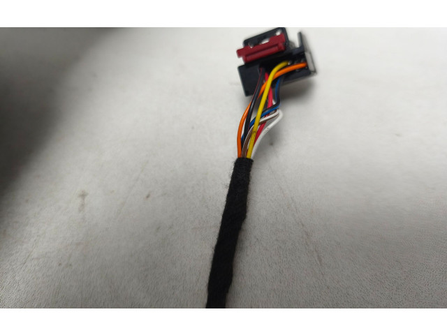 Зеркало электрическое        Skoda Yeti (5L)  2009 - 2017 года   