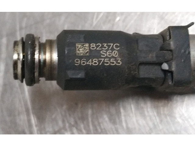 Топливная рампа 96487553   Renault Clio II   для двигателя D7F G7