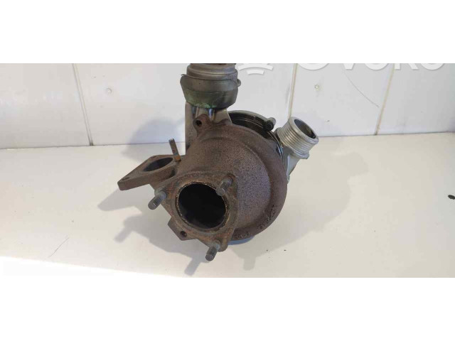 Турбина Volvo S60 8689592 для двигателя D5244T