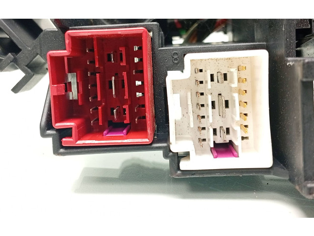 Блок предохранителей  8K2937503, 4E0907282A   Audi A5 8T 8F    