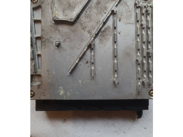 Блок управления двигателя 0281001776, 1111   Volvo S70  V70  V70 XC