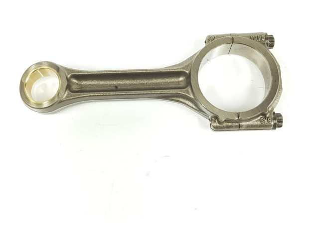 Шатун  04L105401A, 04L105401A    Audi A3 S3 8V  
