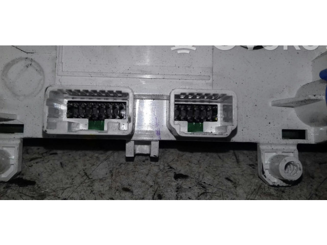 Блок управления климат-контролем 272705952R   Renault Clio III