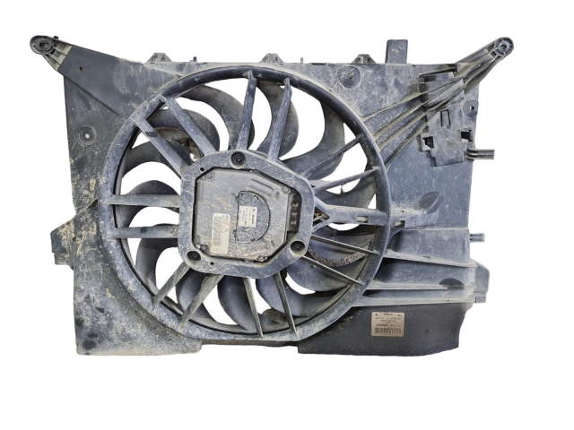 Электрический вентилятор радиаторов       Volvo V70  2005 - 2008 года   