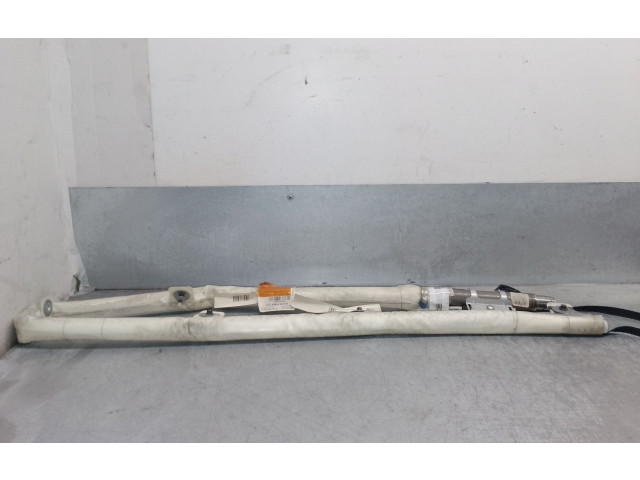 Надувная подушка для передней двери 30780732    Volvo C30