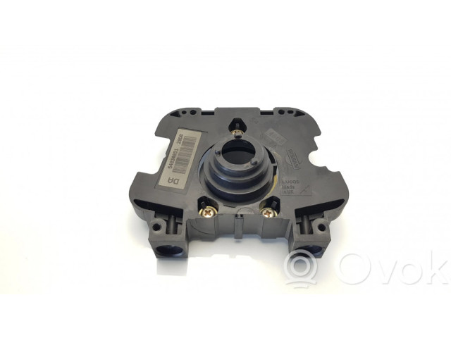 Другая деталь салона