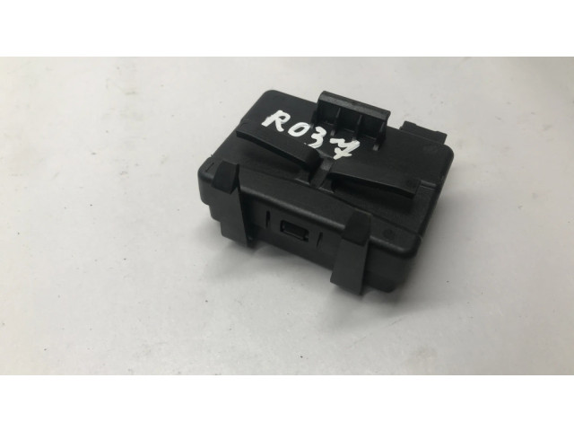 Блок управления 13595511 Chevrolet Camaro