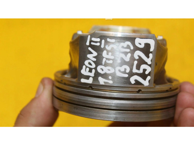 Píst 082236 Seat Leon (1P)