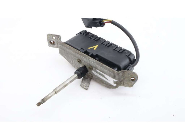 Моторчик стеклоочистителя 8620953 Volvo S80